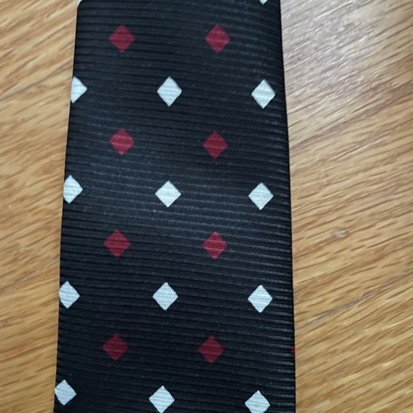 Ties (3 pieces) - Picture 6 of 6
